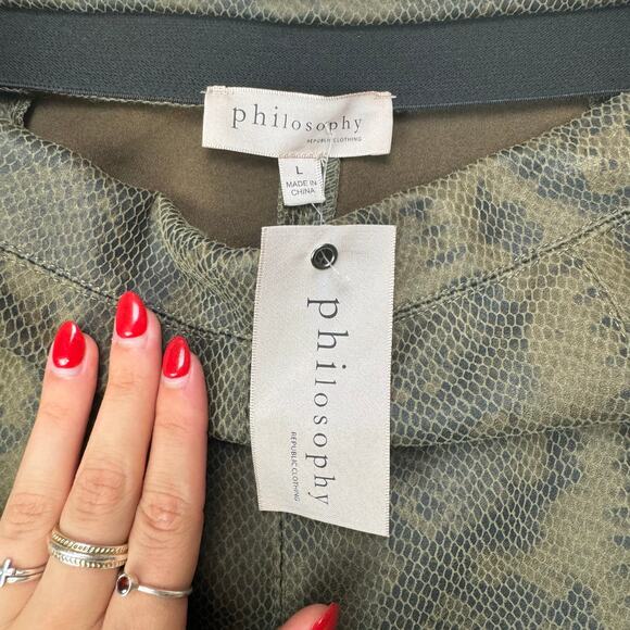 Philosophy NWT Olive Brown Snakeskin Print Faux Leather Pull On Skinny Pants - Picture 12 of 16